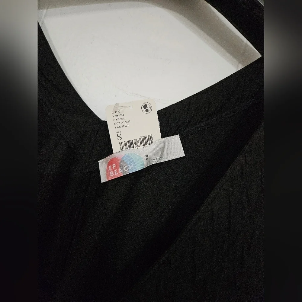NWT Free People Beach Crepe Black V Neck